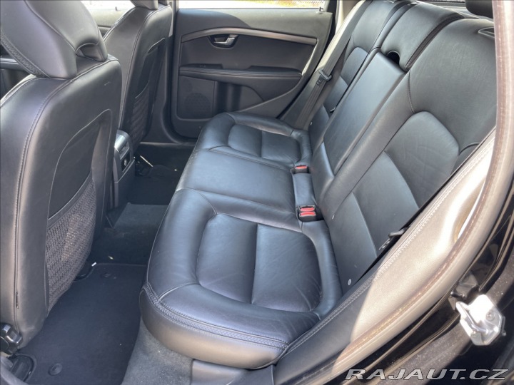 Volvo XC70 2,4 D5 Geartronic Momentu 2014