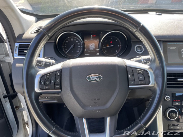 Land Rover Discovery 2,0 TD4 132kw AWD Pano 7m 2016