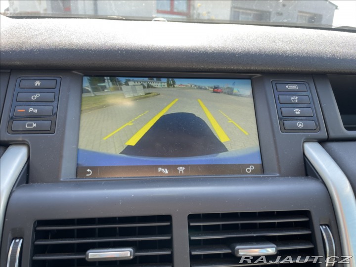 Land Rover Discovery 2,0 TD4 132kw AWD Pano 7m 2016