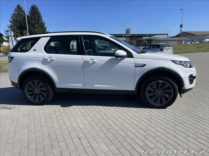 Land Rover Discovery 2,0 TD4 132kw AWD Pano 7m 2016