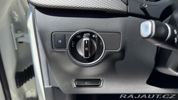 Mercedes-Benz B B 180CDI 80kW REZERVOVANO 2015