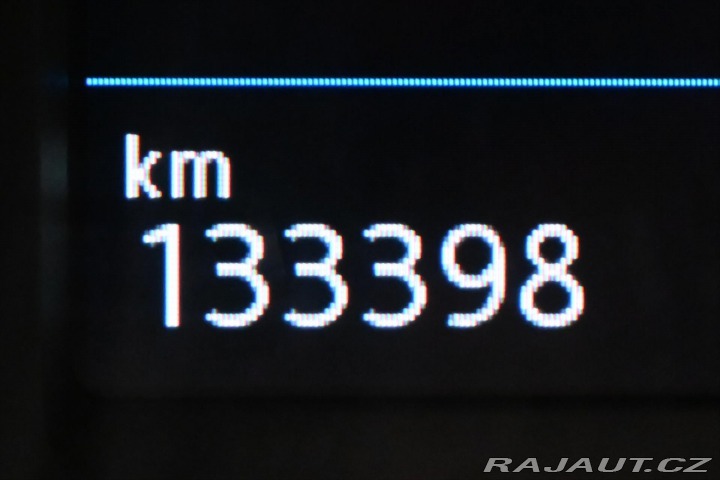 Volkswagen Passat 2,0 TDI 110 kW DSG Busine 2022