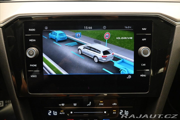 Volkswagen Passat 2,0 TDI 110 kW DSG Busine 2022