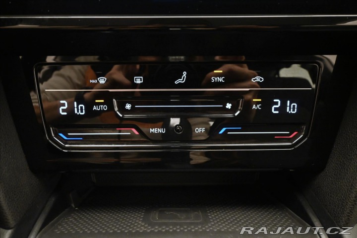 Volkswagen Passat 2,0 TDI 110 kW DSG Busine 2022