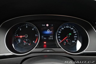 Volkswagen Passat 2,0 TDI 110kW DSG Busines 2022