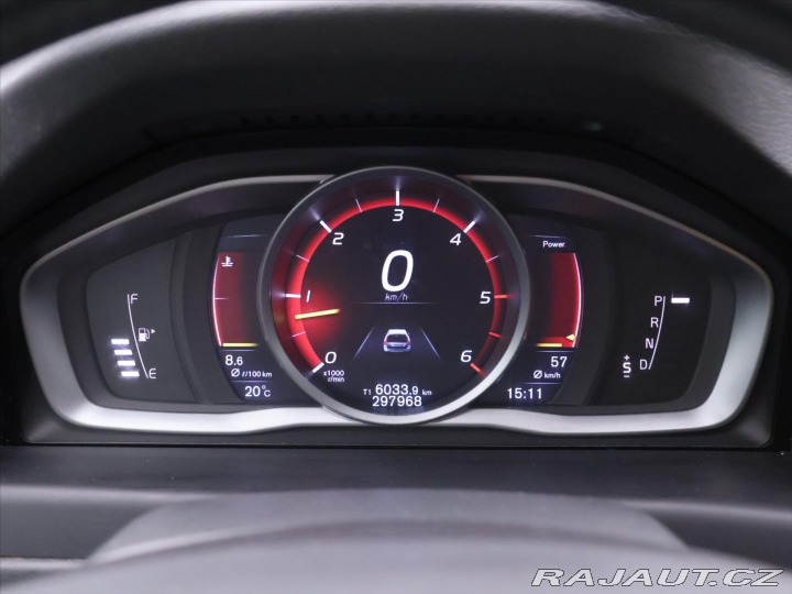 Volvo XC70 2,4 D4 133kW Aut. AWD Sum 2016