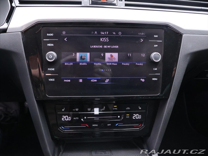 Volkswagen Passat 2,0 TDI 110kW DSG Navi DP 2022