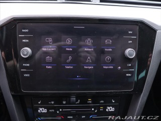 Volkswagen Passat 2,0 TDI 110kW DSG Navi DP 2022