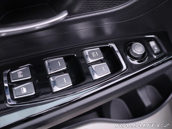 SsangYong Korando 1,5 I 120kW Aut.klima 2023