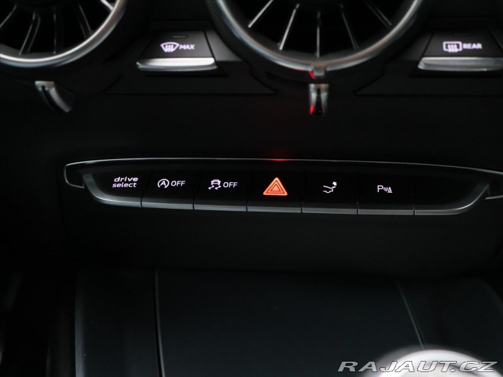 Audi TT 2,0 TFSI 169kW S-Line 1.M 2015