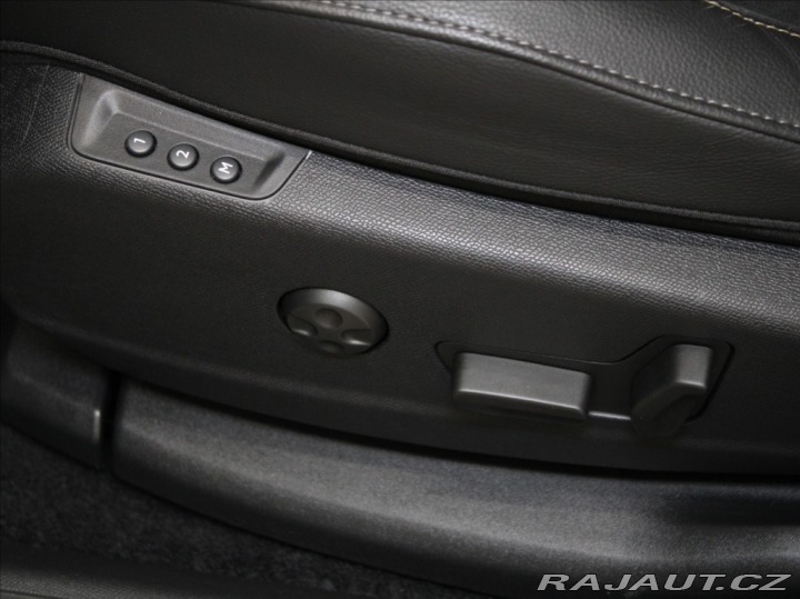 Ostatní značky Ostatní modely DS Automobiles DS7 Crossback 1,6 PHEV 360koní 4x4 Perf 2023