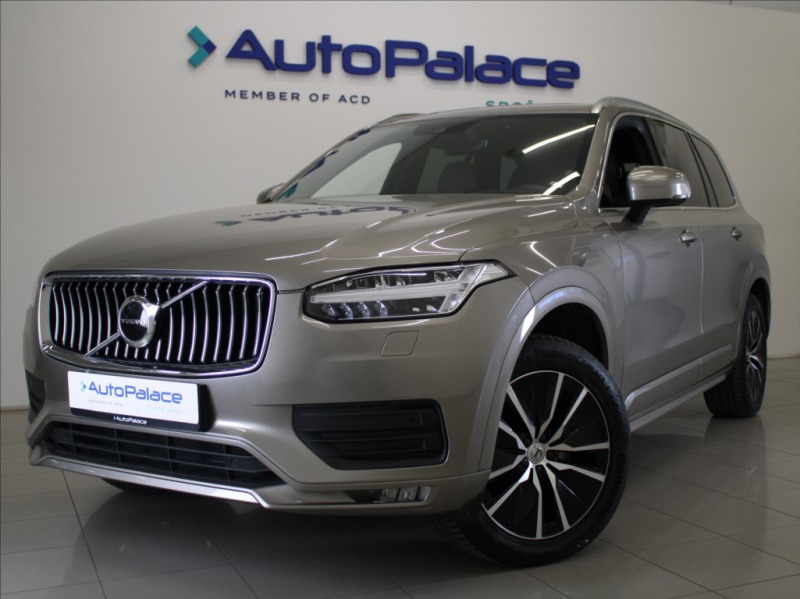 Volvo XC90 2,0 D5 AWD Mom.PRO Paměť