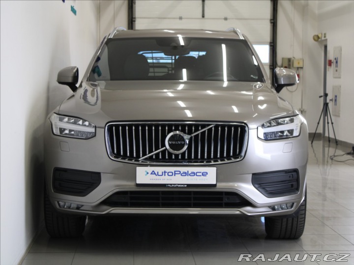 Volvo XC90 2,0 B5 AWD Mom.PRO Paměť 2021