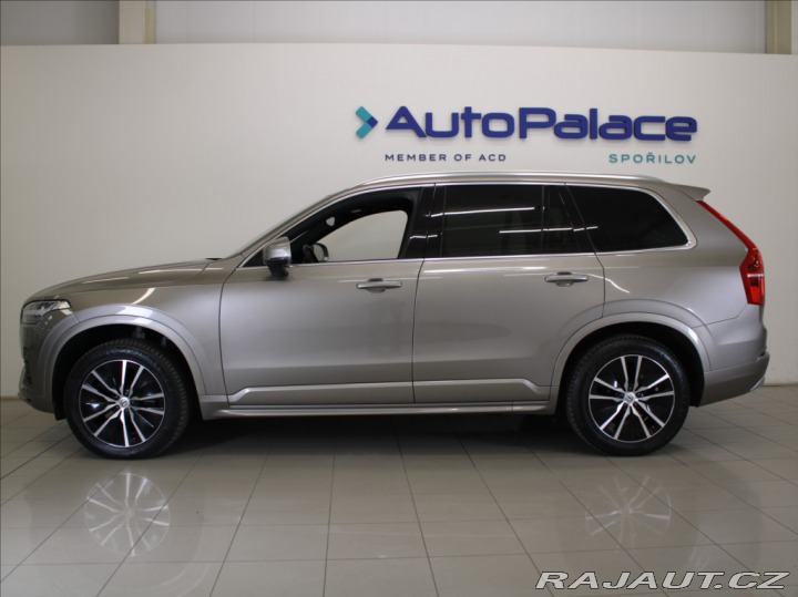 Volvo XC90 2,0 B5 AWD Mom.PRO Paměť 2021
