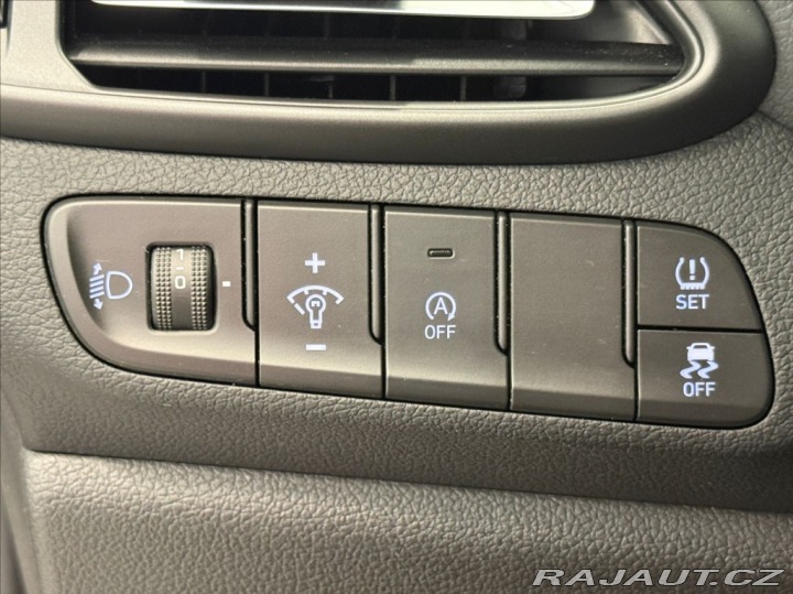 Hyundai i30 1,5 TGDI STYLE AUTOMAT 2024