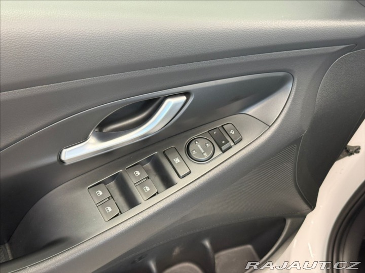 Hyundai i30 1,5 TGDI STYLE AUTOMAT 2024