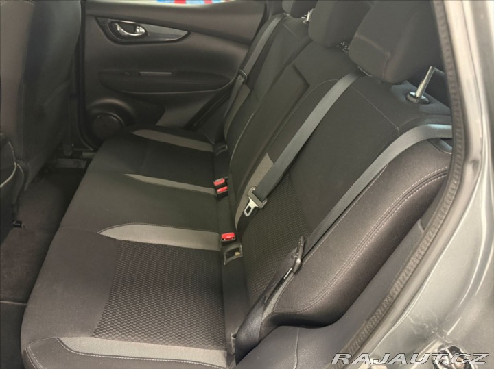 Nissan Qashqai 1,2 DIG-T N-CONNECTA FULL 2018