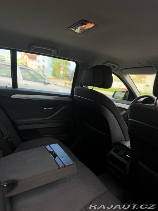 BMW 5 3,0   d f11 190kw v6 2011