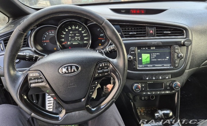 Kia Ceed 1,6   CRDi, 100 kW 2015