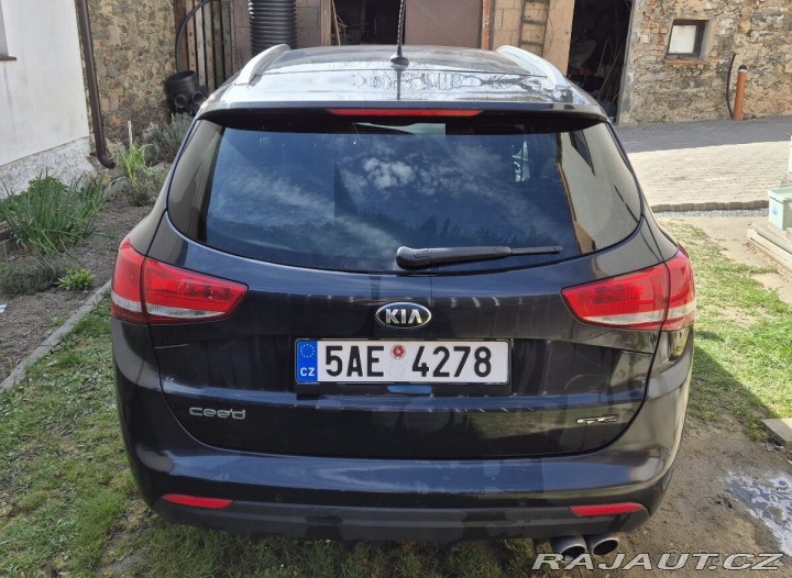 Kia Ceed 1,6   CRDi, 100 kW 2015
