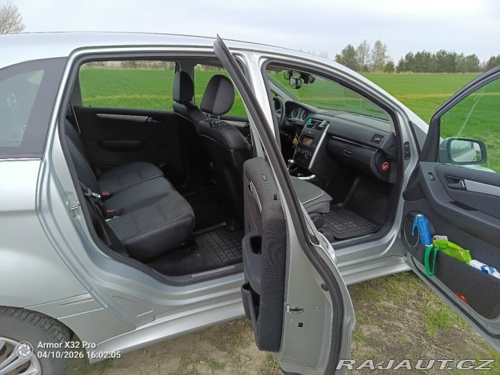 Mercedes-Benz B  2010