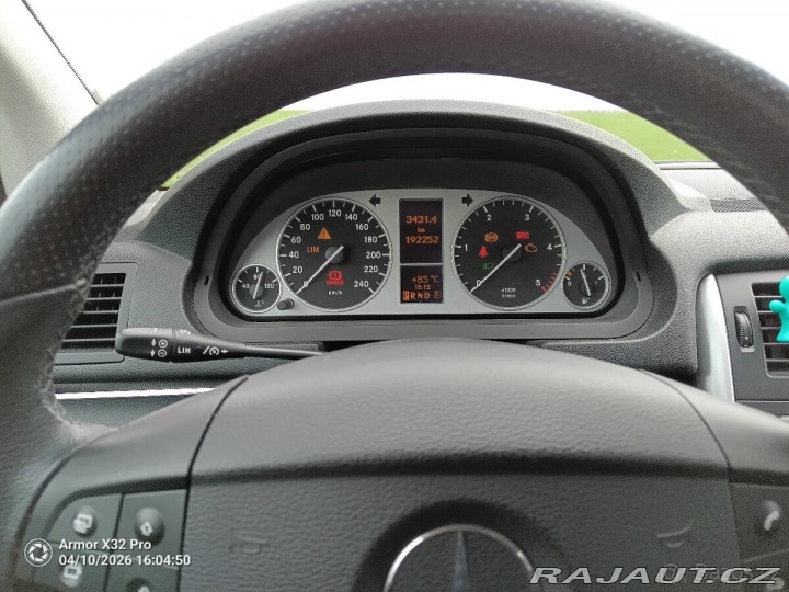 Mercedes-Benz B  2010