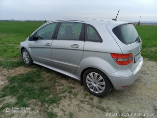 Mercedes-Benz B  2010