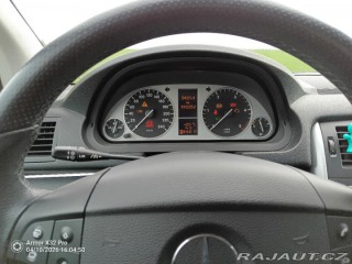 Mercedes-Benz B  2010