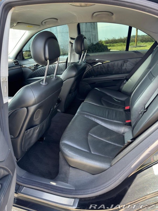 Mercedes-Benz E W211 E500 1800