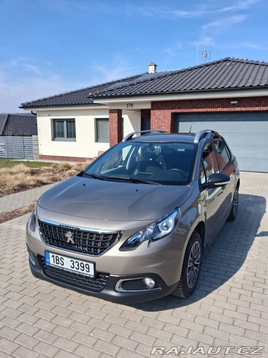 Peugeot 2008 1,2 2017