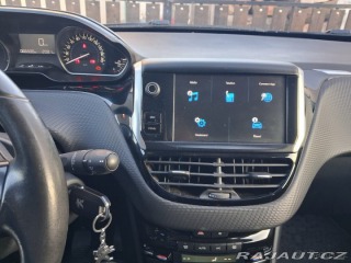 Peugeot 2008 1,2 2017