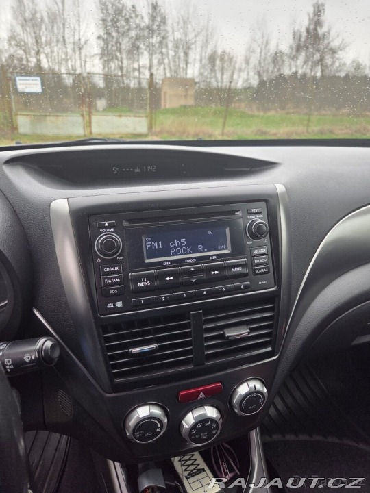 Subaru Impreza 2,0   XV 2011