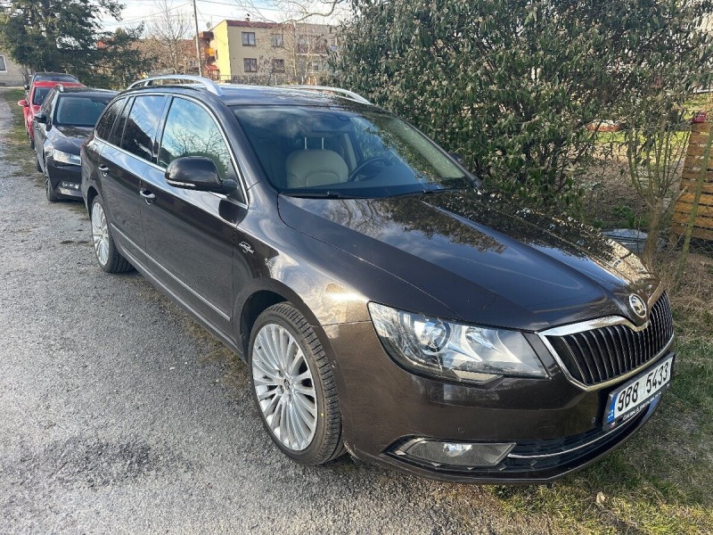 Škoda Superb 2,0   Laurin & Klemen