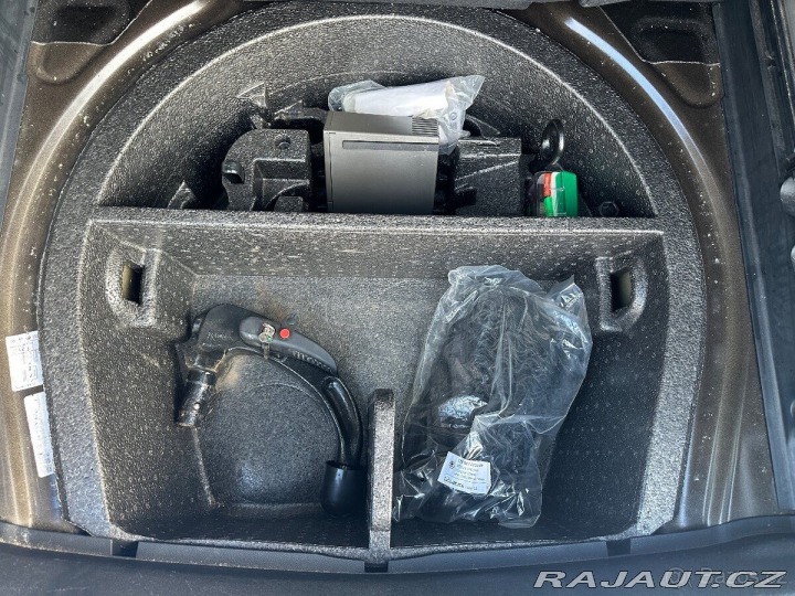 Škoda Superb 2,0   Laurin & Klemen 1800