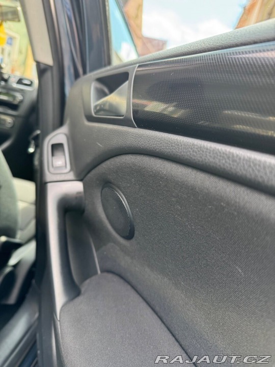 Volkswagen Golf 1,6   TDi 77 kw 2010