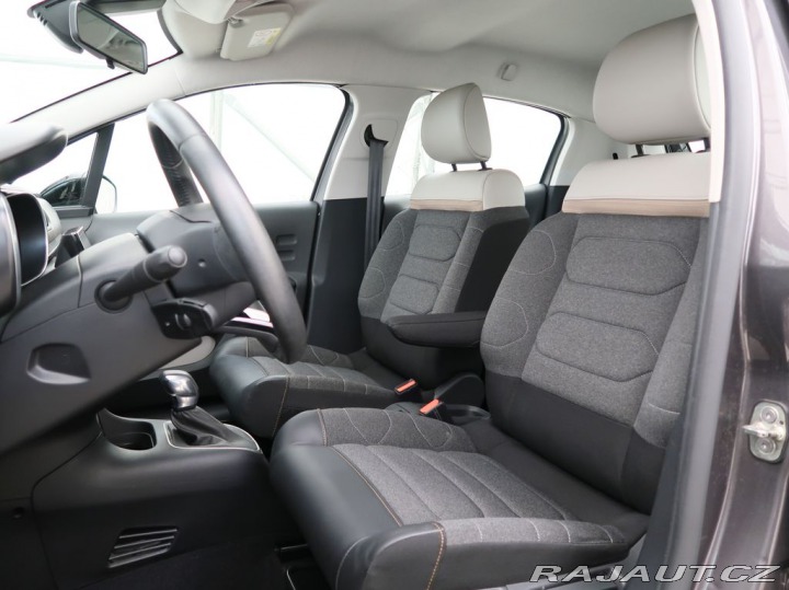 Citroën C3 1.2PureTech,81kW,SHINE,AT 2022