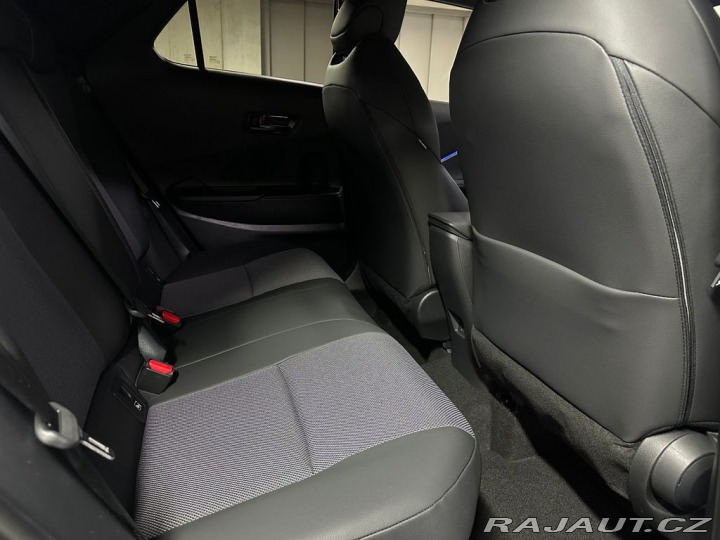 Toyota C-HR 1.8, HEV, E-CV, Executive 2025