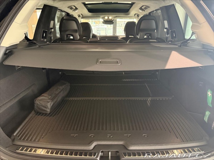 Volvo XC90 2,0 Volvo XC 90T8 Ultra B 2026