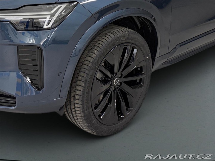 Volvo XC90 2,0 Volvo XC90 B5 Black E 2025