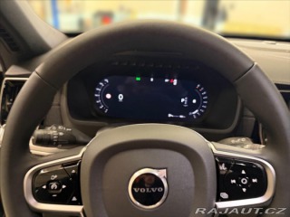 Volvo XC90 2,0 Volvo XC90 B5 Black E 2025