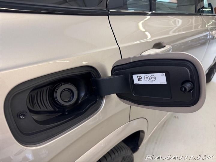 Volvo XC90 2,0 Volvo XC90 B5 Plus Da 2025