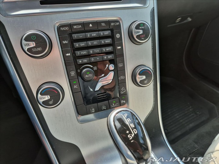 Volvo XC60 2,4 D4 AWD OCEAN RACE 2015