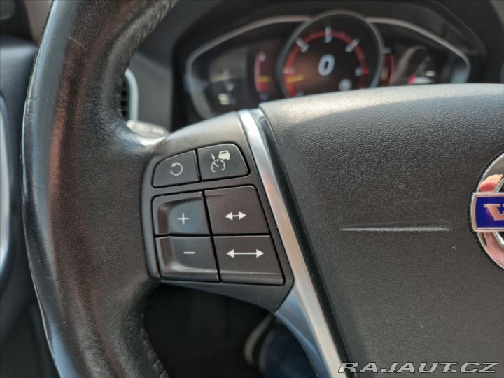 Volvo XC60 2,4 D4 AWD OCEAN RACE 2015