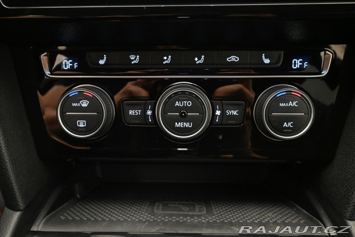 Volkswagen Passat 2,0 TDI 110kW DSG Eleganc 2020