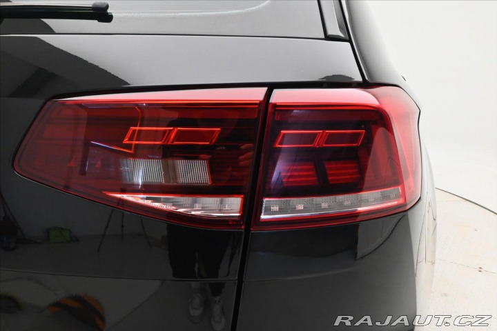 Volkswagen Passat 2,0 TDI 110kW DSG Eleganc 2020