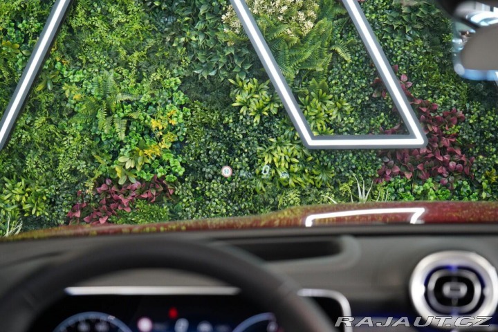 Mercedes-Benz GLC 400e*4M*COUPE*AMG*TAŽNÉ*3 2025