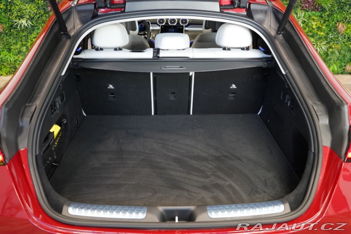 Mercedes-Benz GLC 400e*4M*COUPE*AMG*TAŽNÉ*3 2025