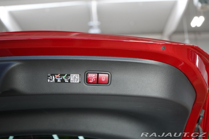 Mercedes-Benz GLC 400e*4M*COUPE*AMG*TAŽNÉ*3 2025