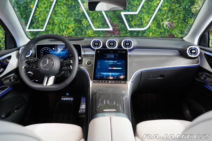 Mercedes-Benz GLC 400e*4M*COUPE*AMG*TAŽNÉ*3 2025