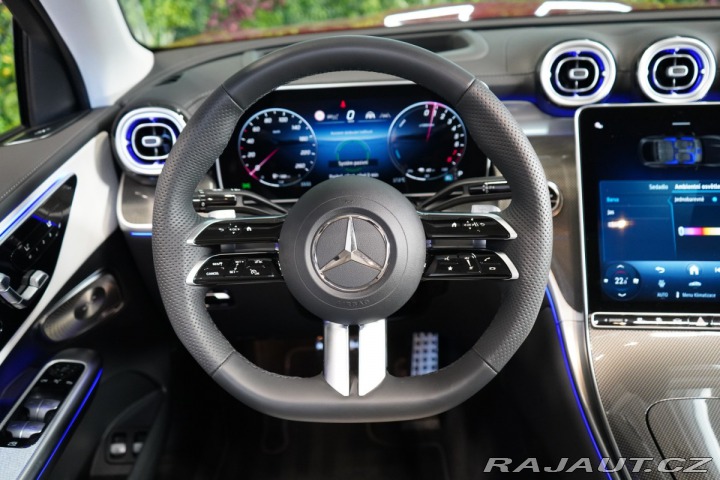 Mercedes-Benz GLC 400e*4M*COUPE*AMG*TAŽNÉ*3 2025